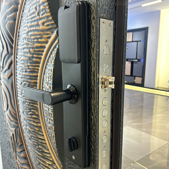 Heavy-Duty Tank-Style Smart Door Grade Antique Copper Imitation Entrance Door
