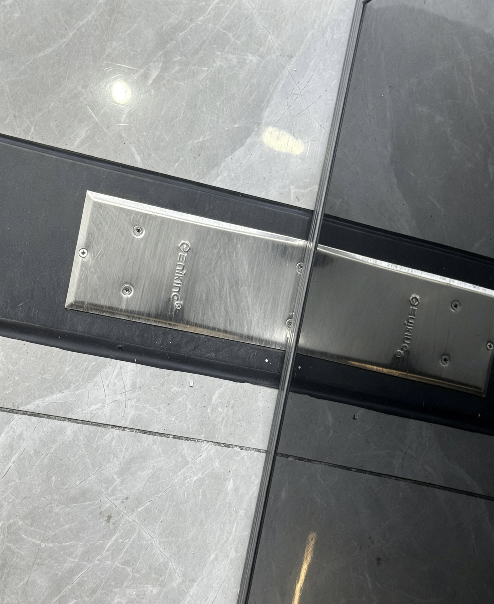 OEM Service Pivot Door From China Factory Modern Large Exterior Pivot Entrance Door Wholesale Custom Color Pivot Front Door For House Villa Decoration